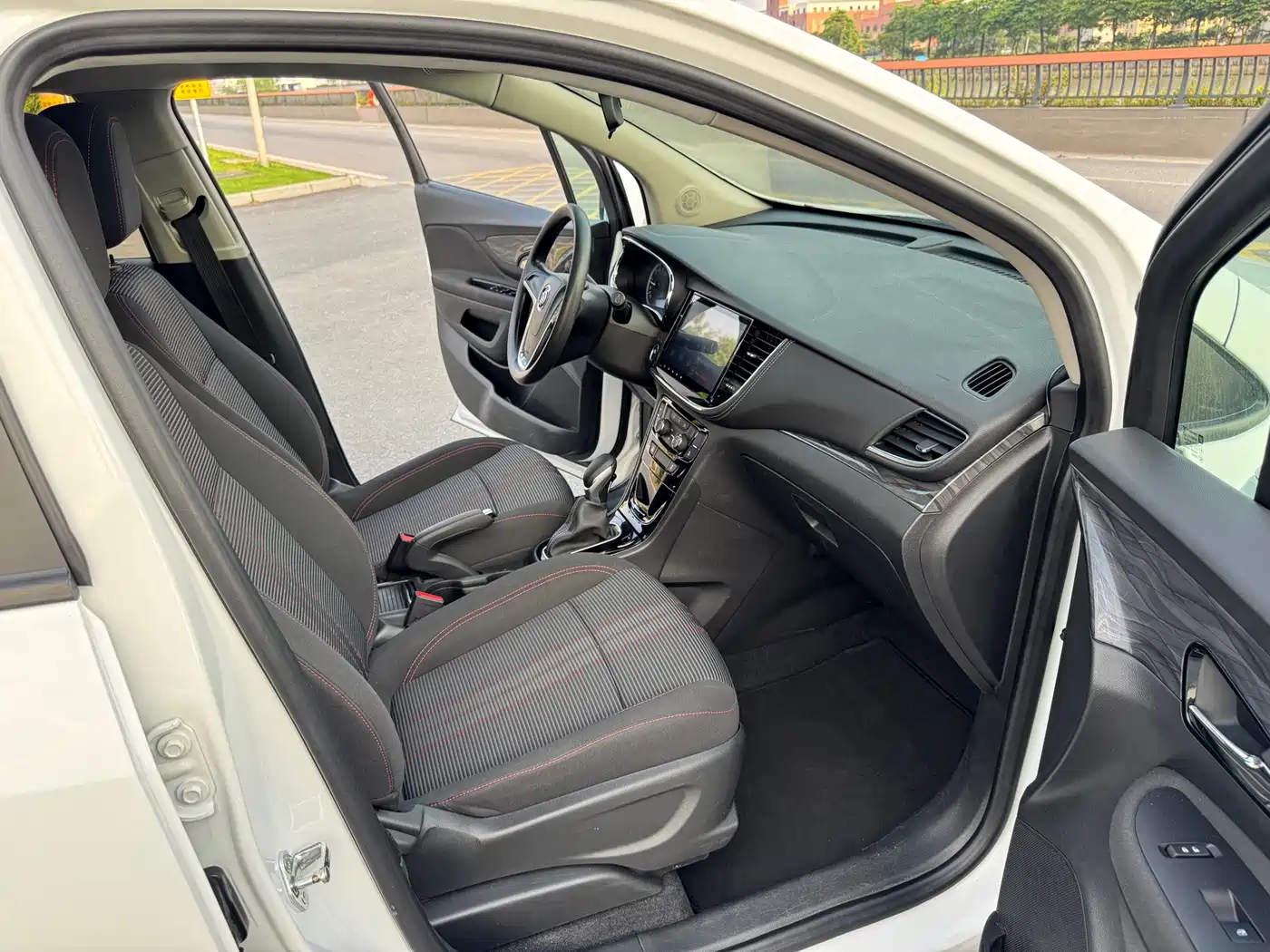 Photo 15 - Buick Encore