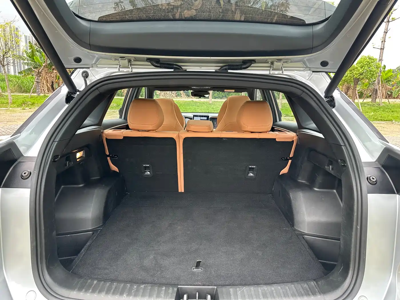 Geely Galaxy Galaxy L7 2025 EM-i 115km Explorer+ Edition фото 28