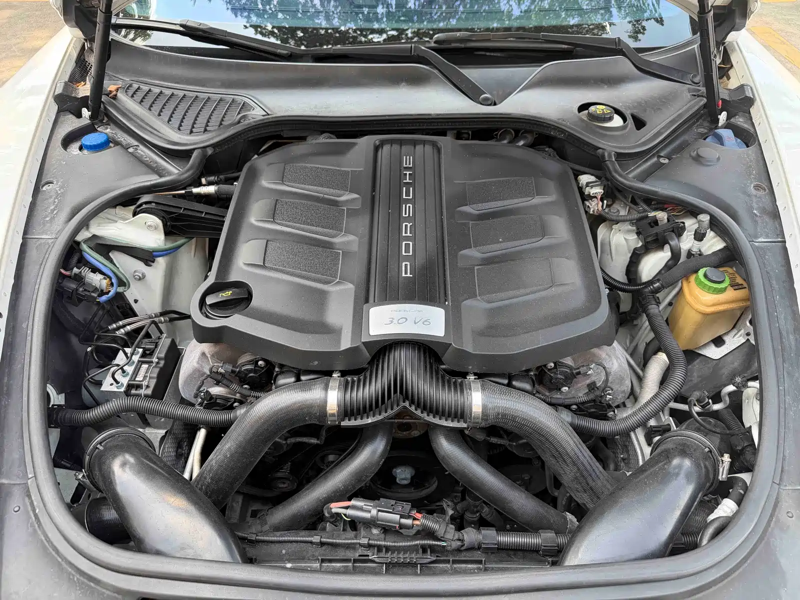Photo 14 - Porsche Panamera