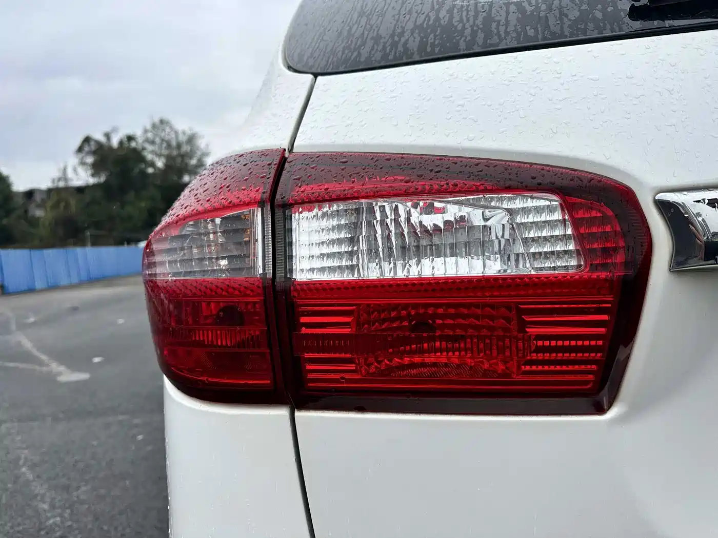 Jiangling Yusheng S350 2018 2017 2.0T Automatic 2WD Diesel Luxury Sunroof 7-Seater