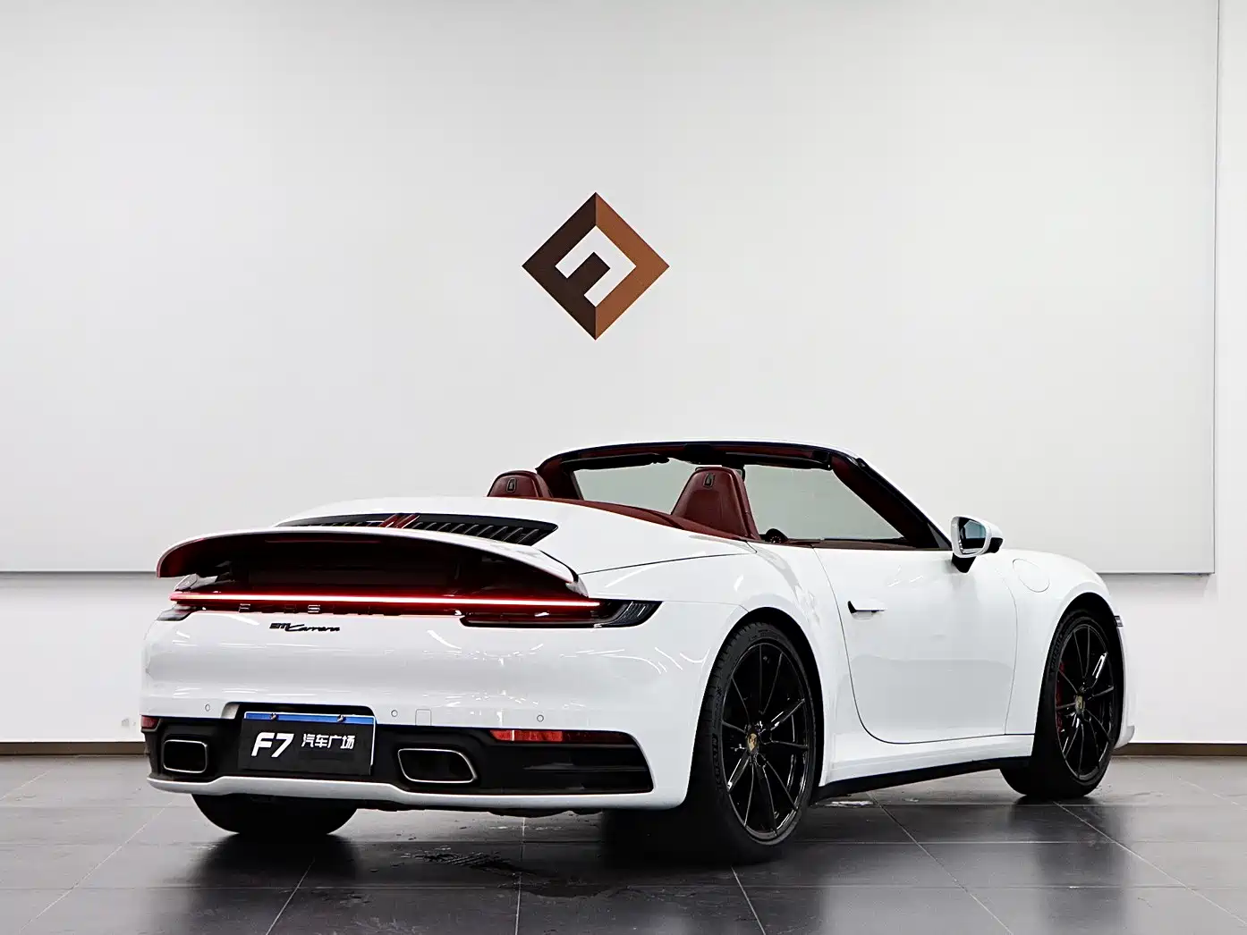 Фото 6 - Porsche 911