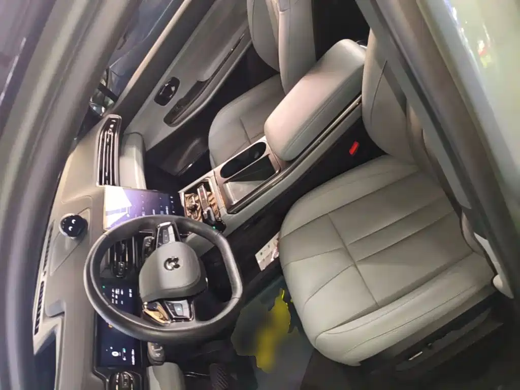 NIO ES8 2022 2020 580KM 6-Seater