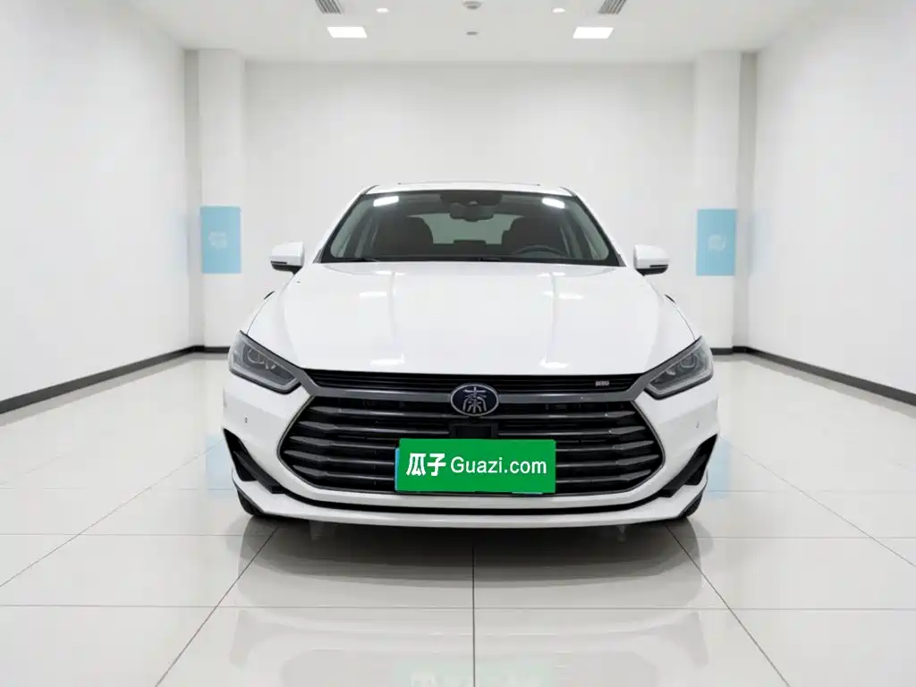 BYD Qin Pro 2019 2019 Super Power Edition 1.5TI Automatic Smart Connection Flagship Type China VI