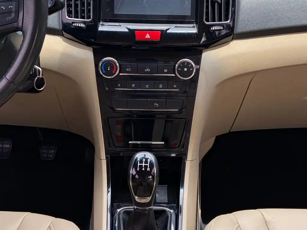 Chery E3 2015 2015 1.5L Manual Smart Edition