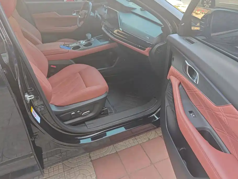 Changan UNI-K iDD 2023 2023 Smart Electric iDD 1.5T 135km Intelligent Leader
