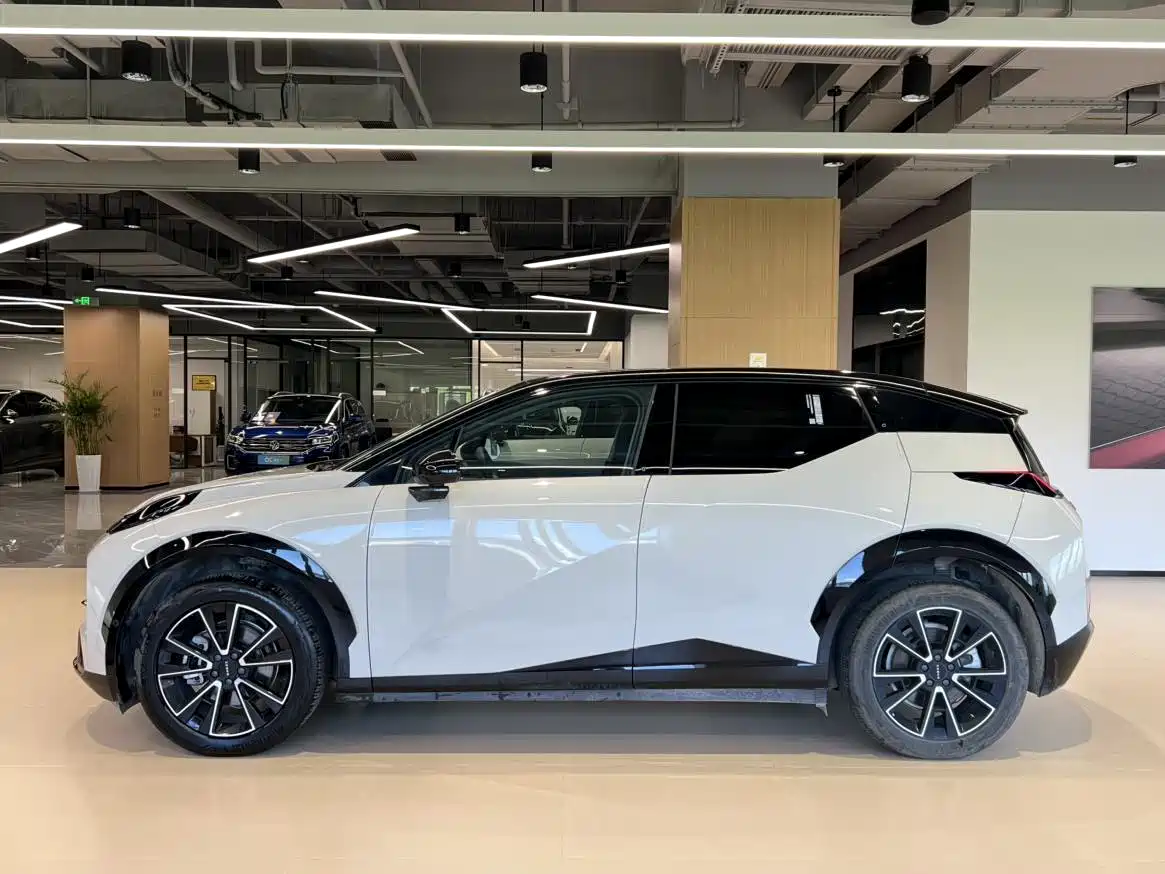 ZEEKR X 2024 2025 Four-Seat Rear-Wheel Drive Magic Cube Edition
