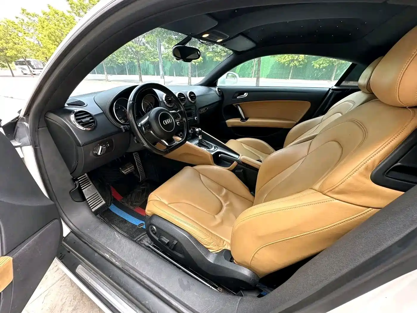 Фото 6 - Audi TT