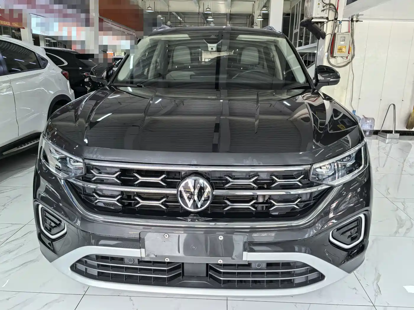 Photo 2 - Volkswagen Tayron