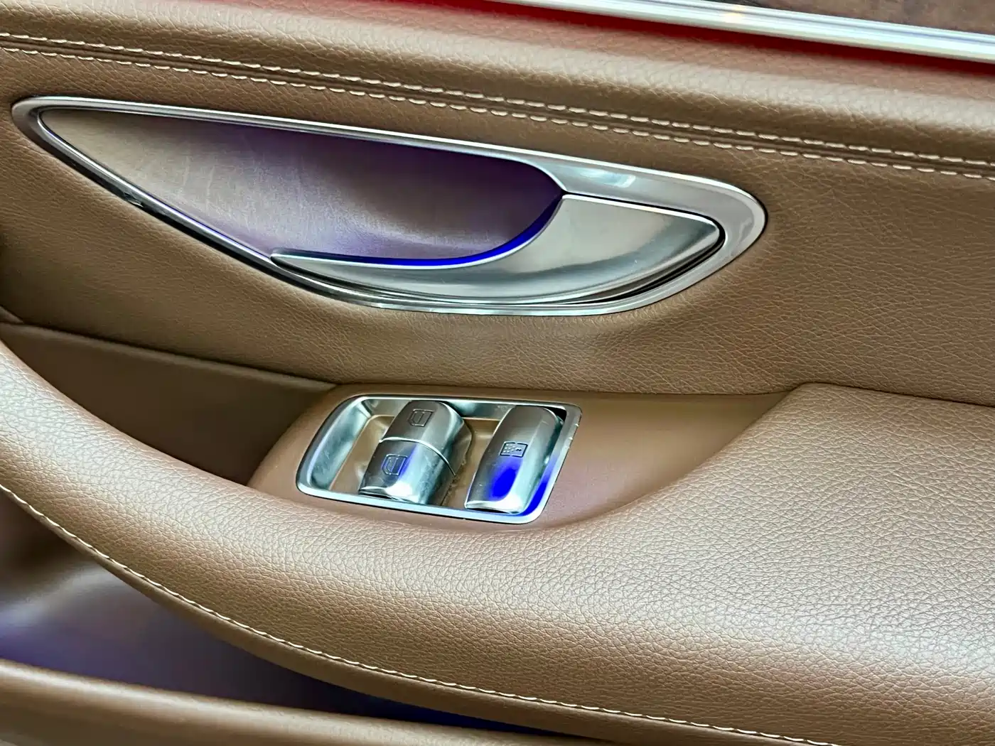 Mercedes-Benz E-Class 2021 E 300 L Fashion фото 28