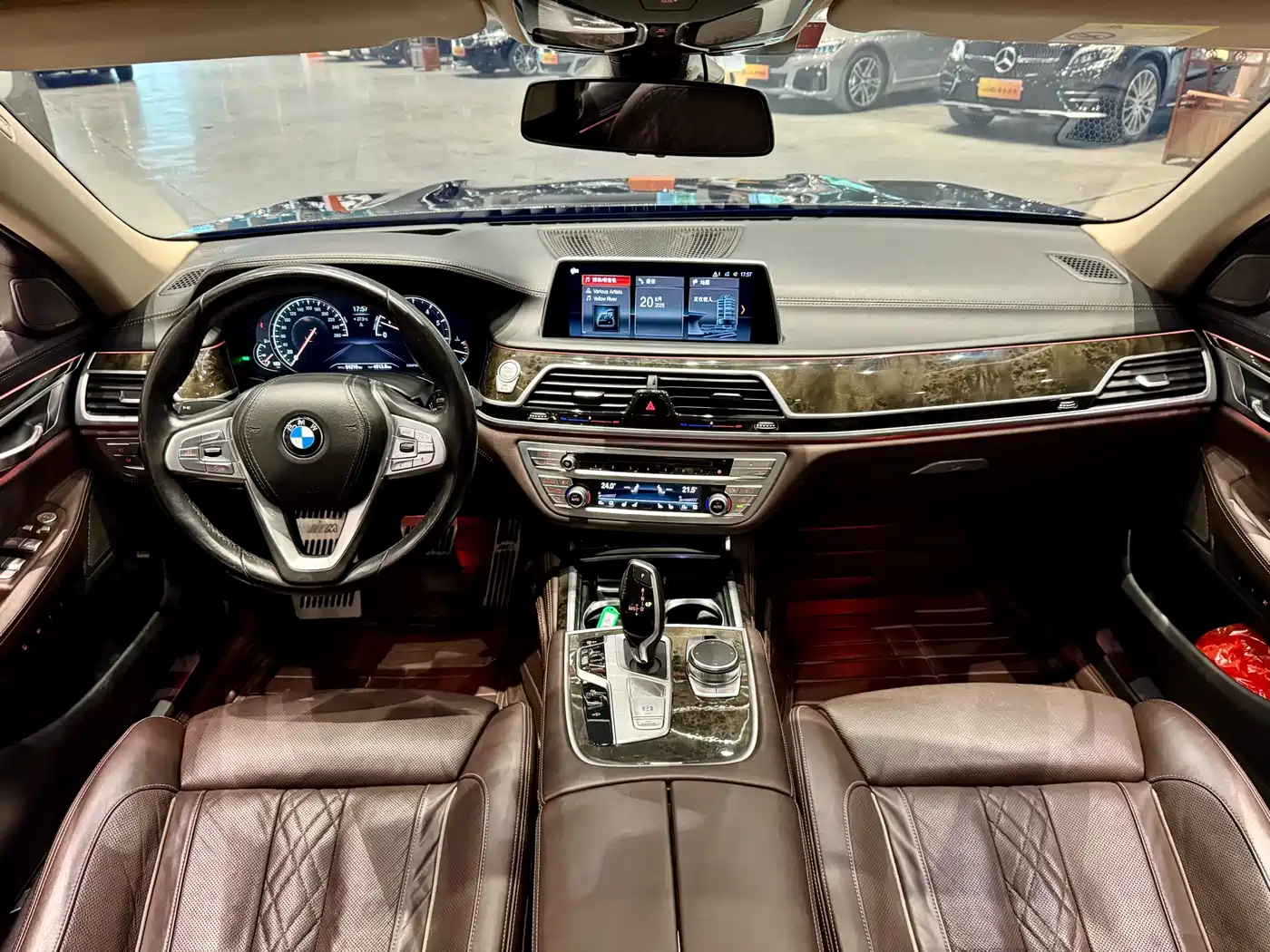 BMW 7 Series 2018 730Li Premium Type Excellence Package фото 6