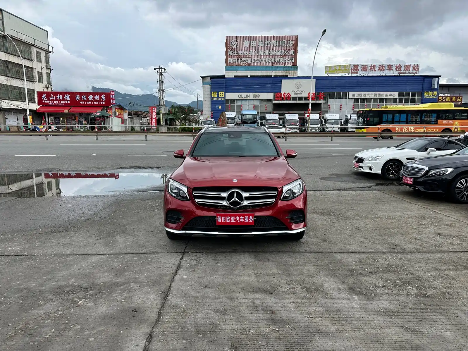 Фото 1 - Mercedes-Benz GLC
