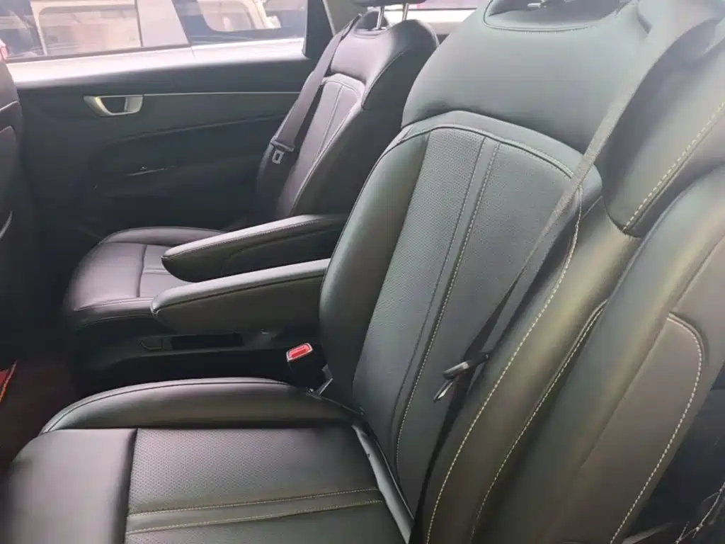 Photo 17 - Wuling Motors Wuling Victory