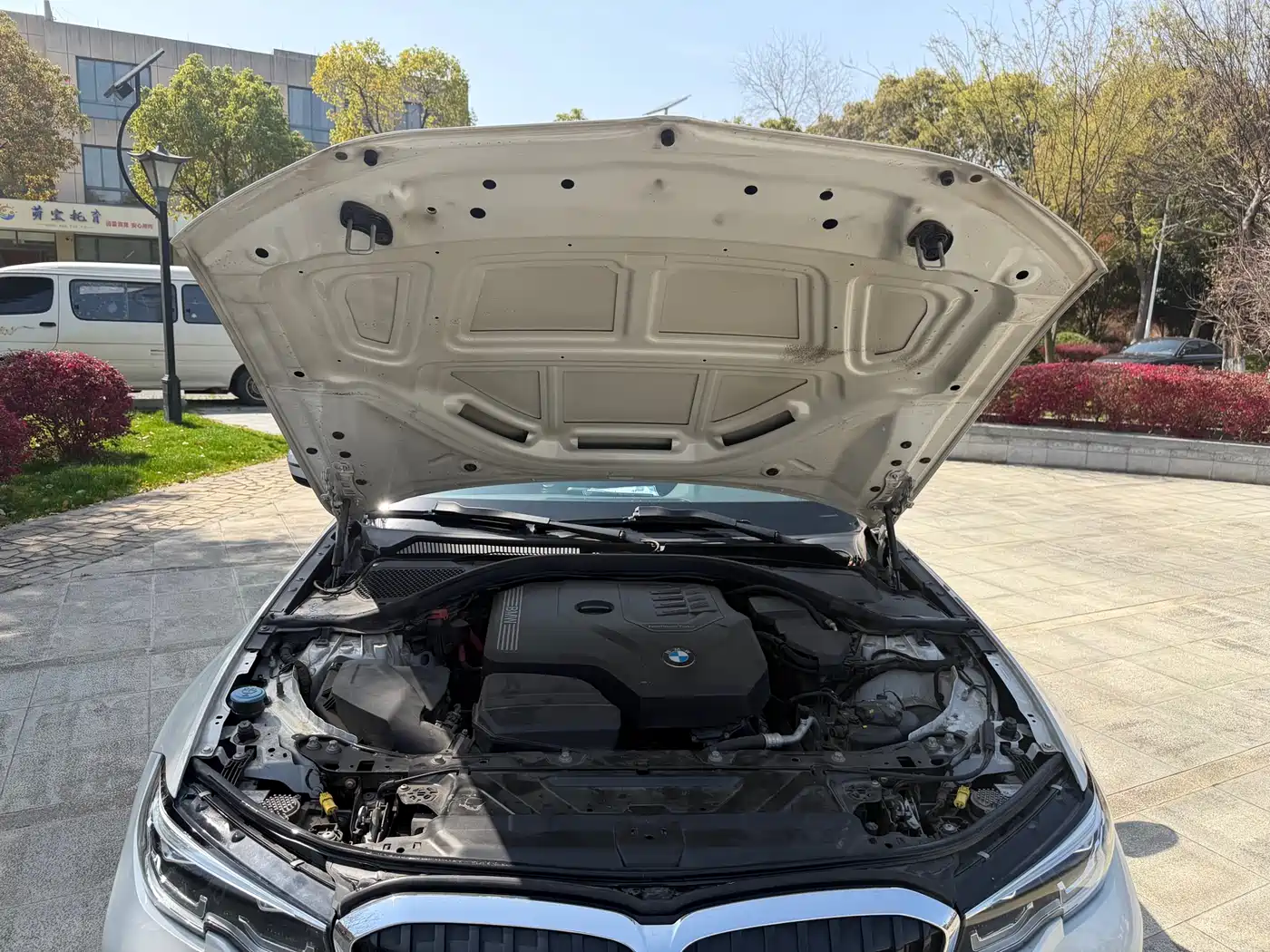 BMW 3 Series 2021 320Li M Sport Package фото 9