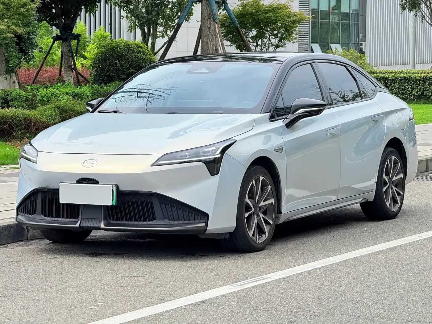 AION S Plus 2022