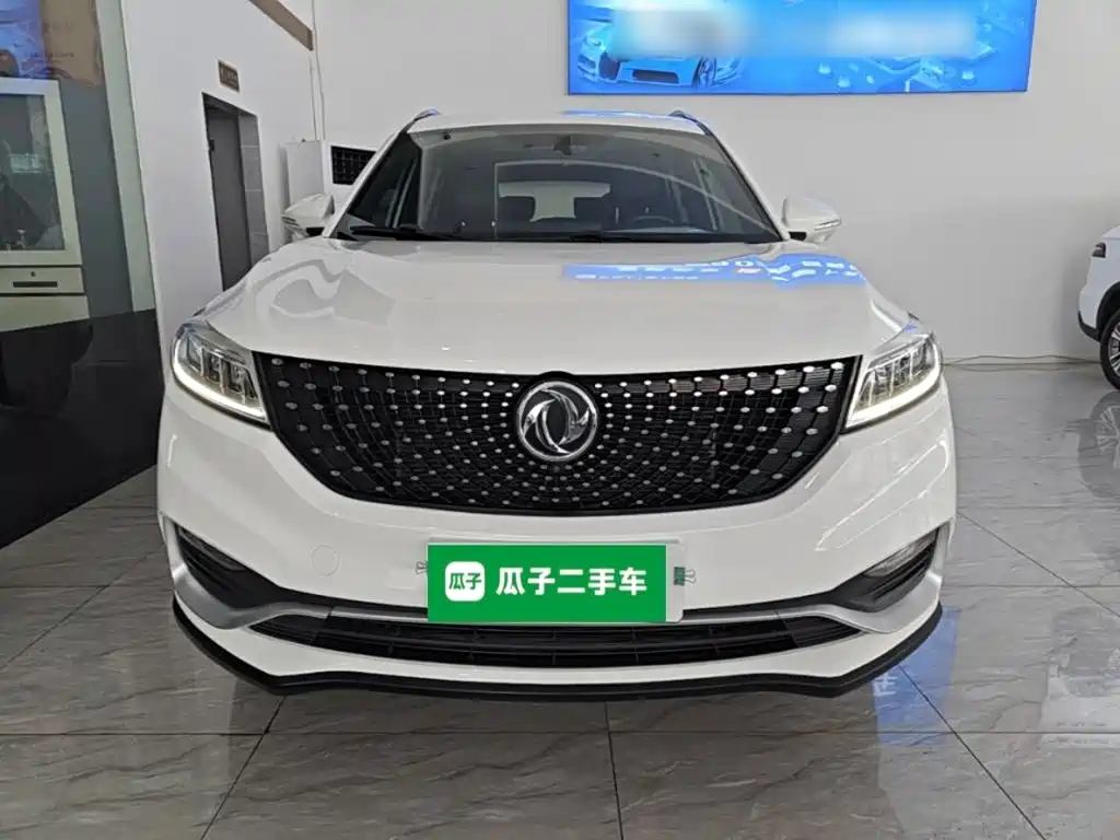 Dongfeng Fengguang Fengguang 580Pro 2020 2020 280TGDI CVT Pilot Edition