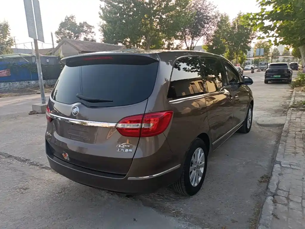 Фото 7 - Buick GL8