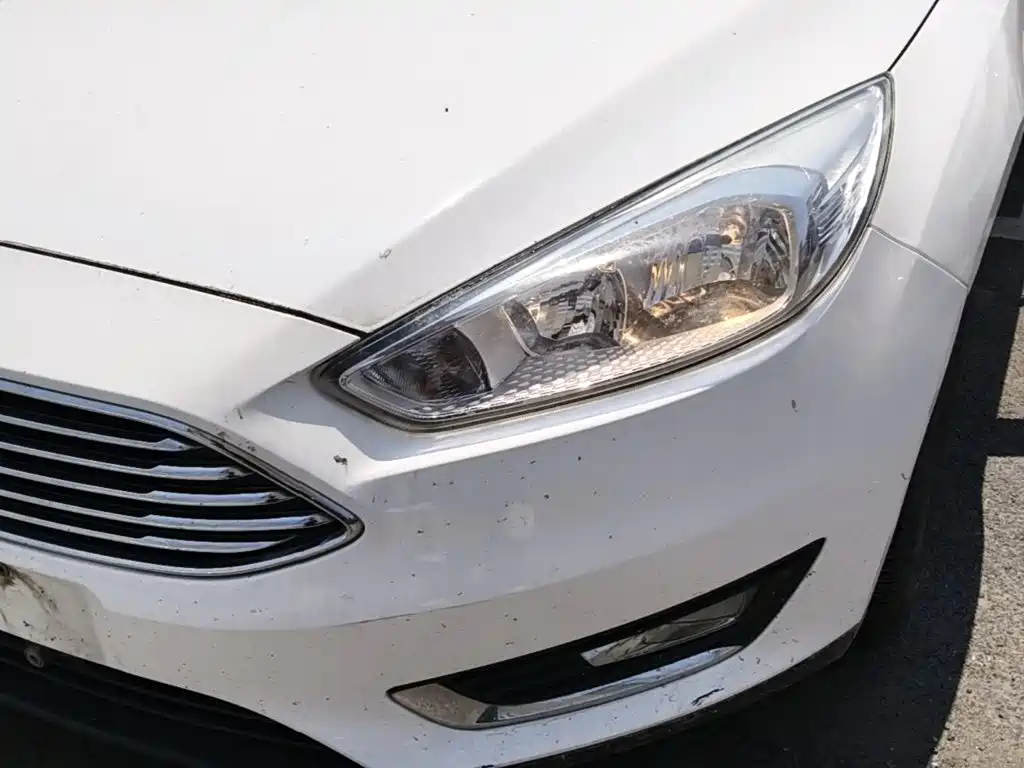 Photo 18 - Ford Focus