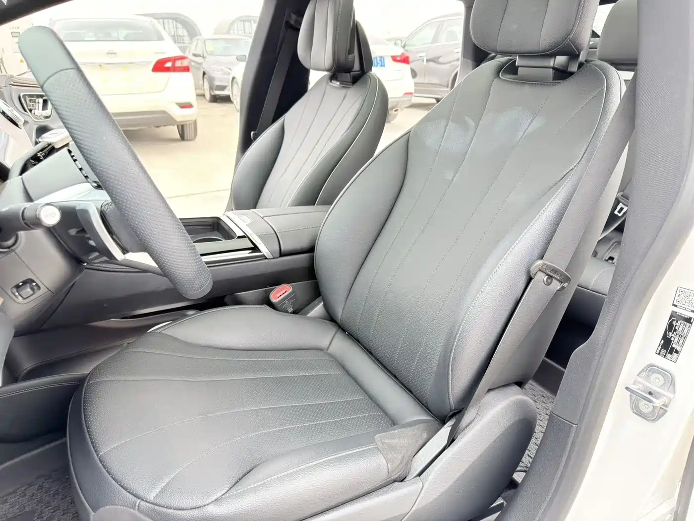 Mercedes-Benz EQE 2022 350 Luxury Edition фото 8