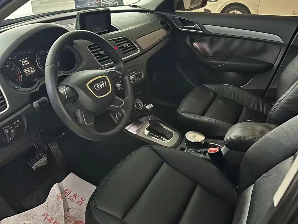 Фото 3 - Audi Q3