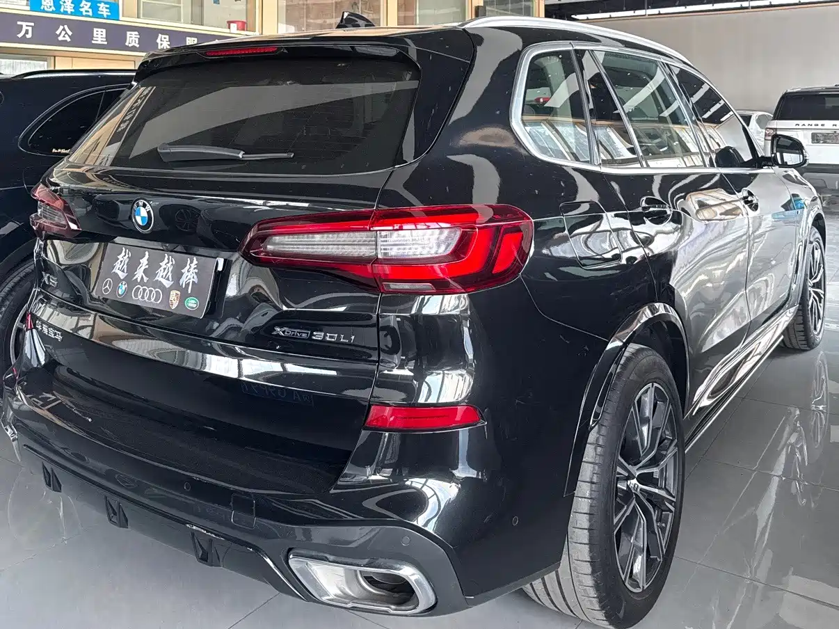 Photo 8 - BMW X5