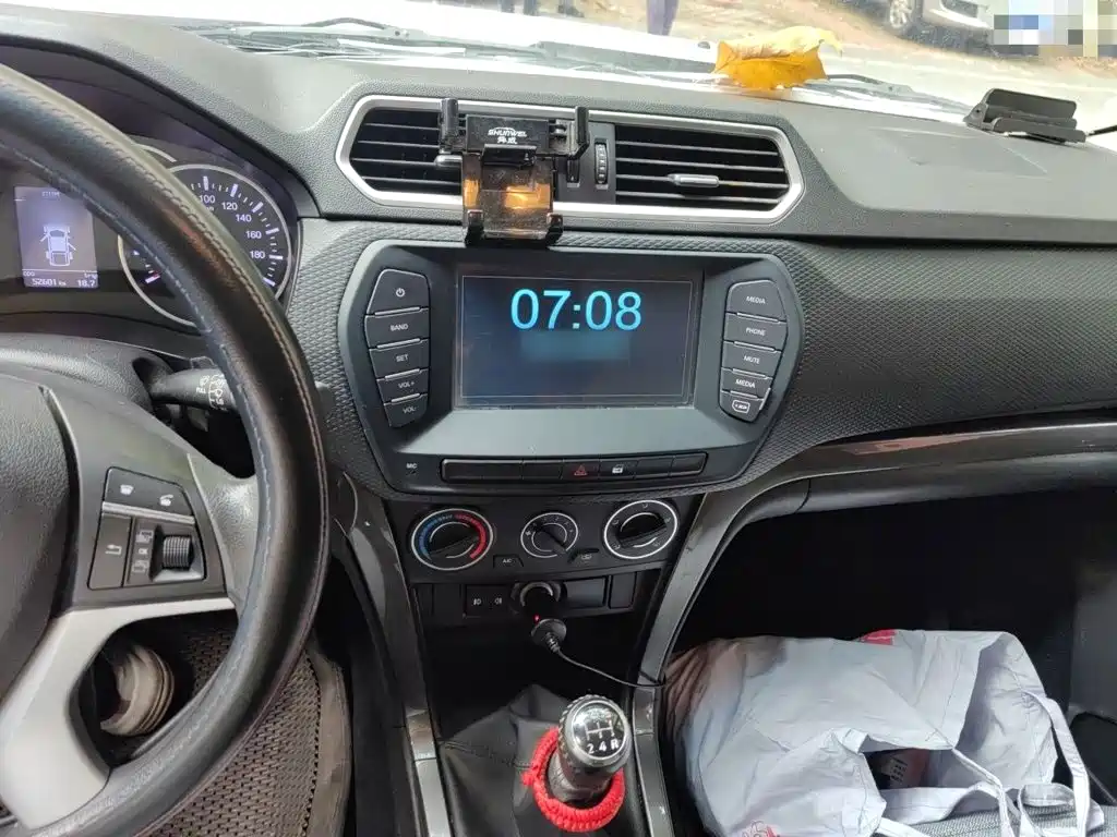 Great Wall Fengjun 5 2019 2017 2.4L Euro Version Gasoline 2WD Elite Large Double Cab 4G69S4N