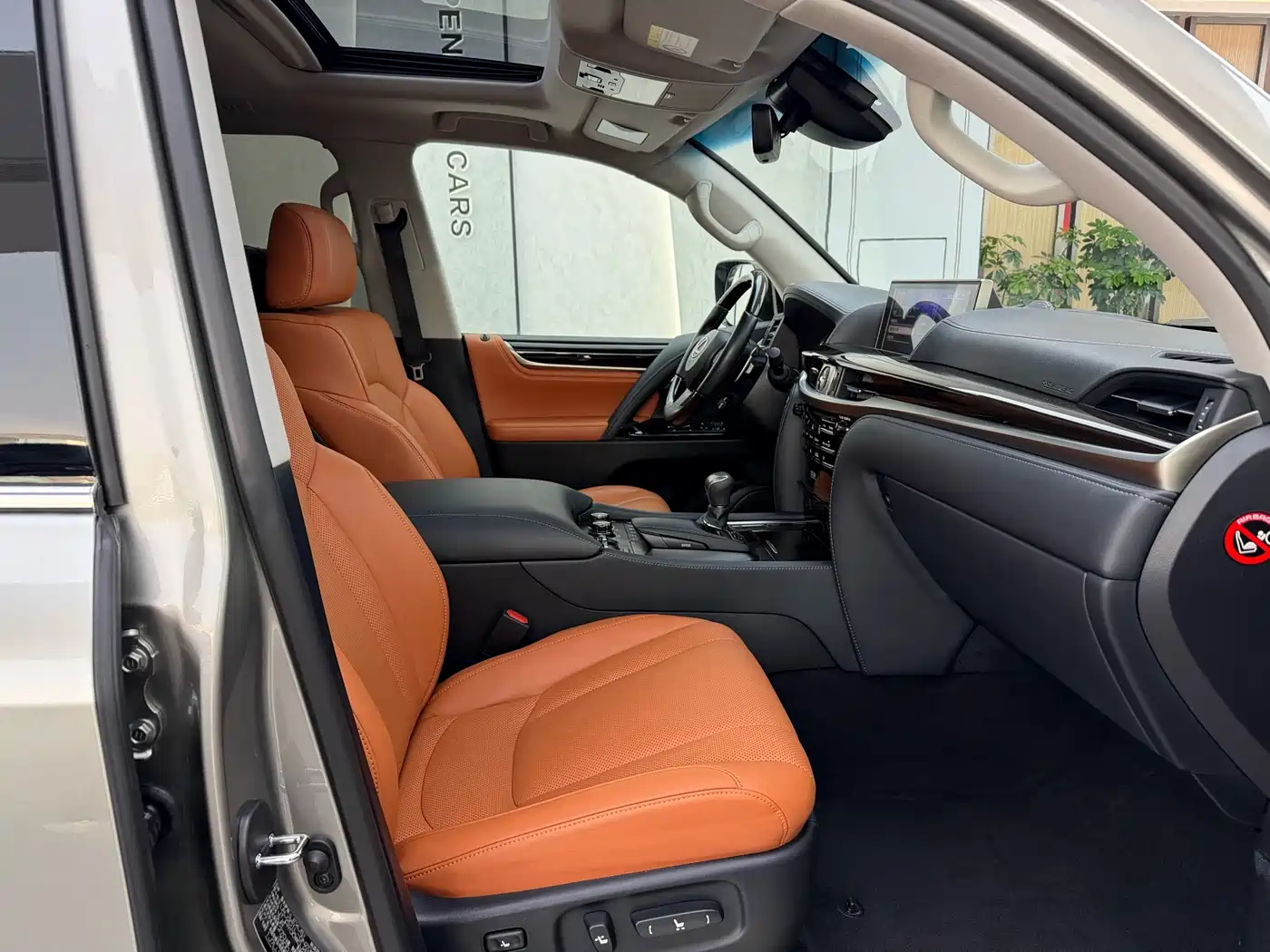 Lexus LX 2019 570 Prestige Luxury Edition фото 13