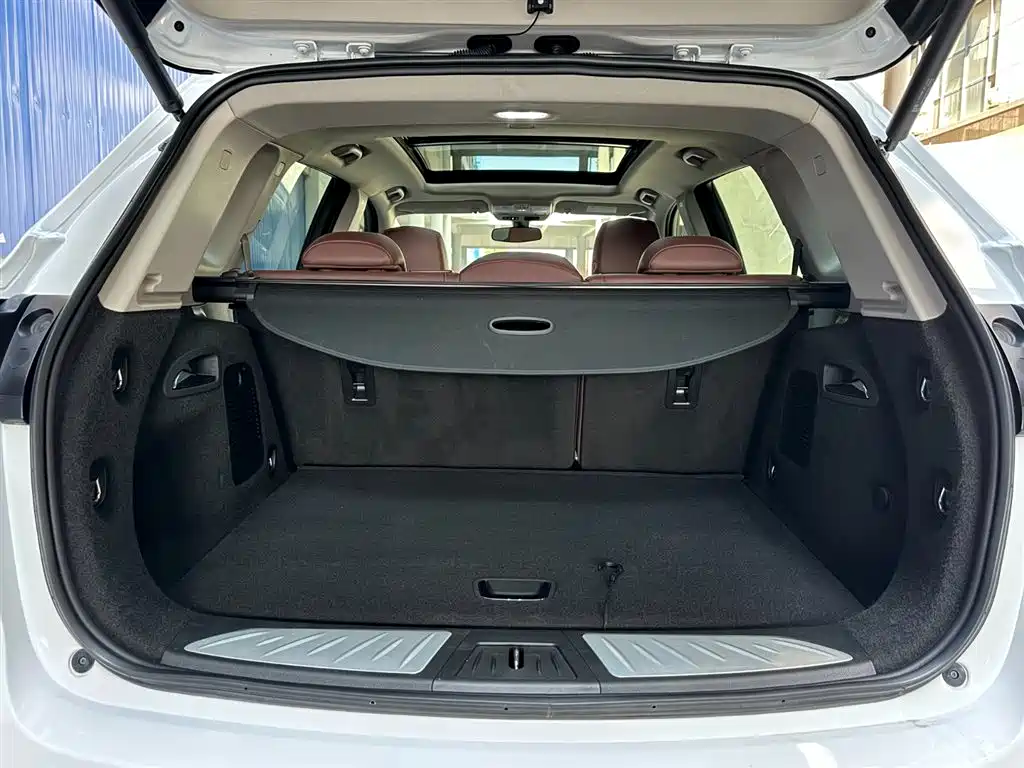 Фото 8 - Buick Envision Plus