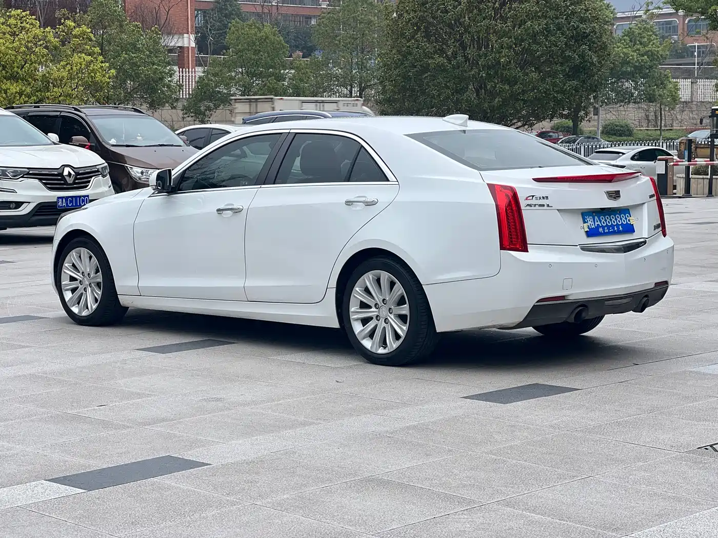 Cadillac ATS-L 2017 28T Technology фото 5