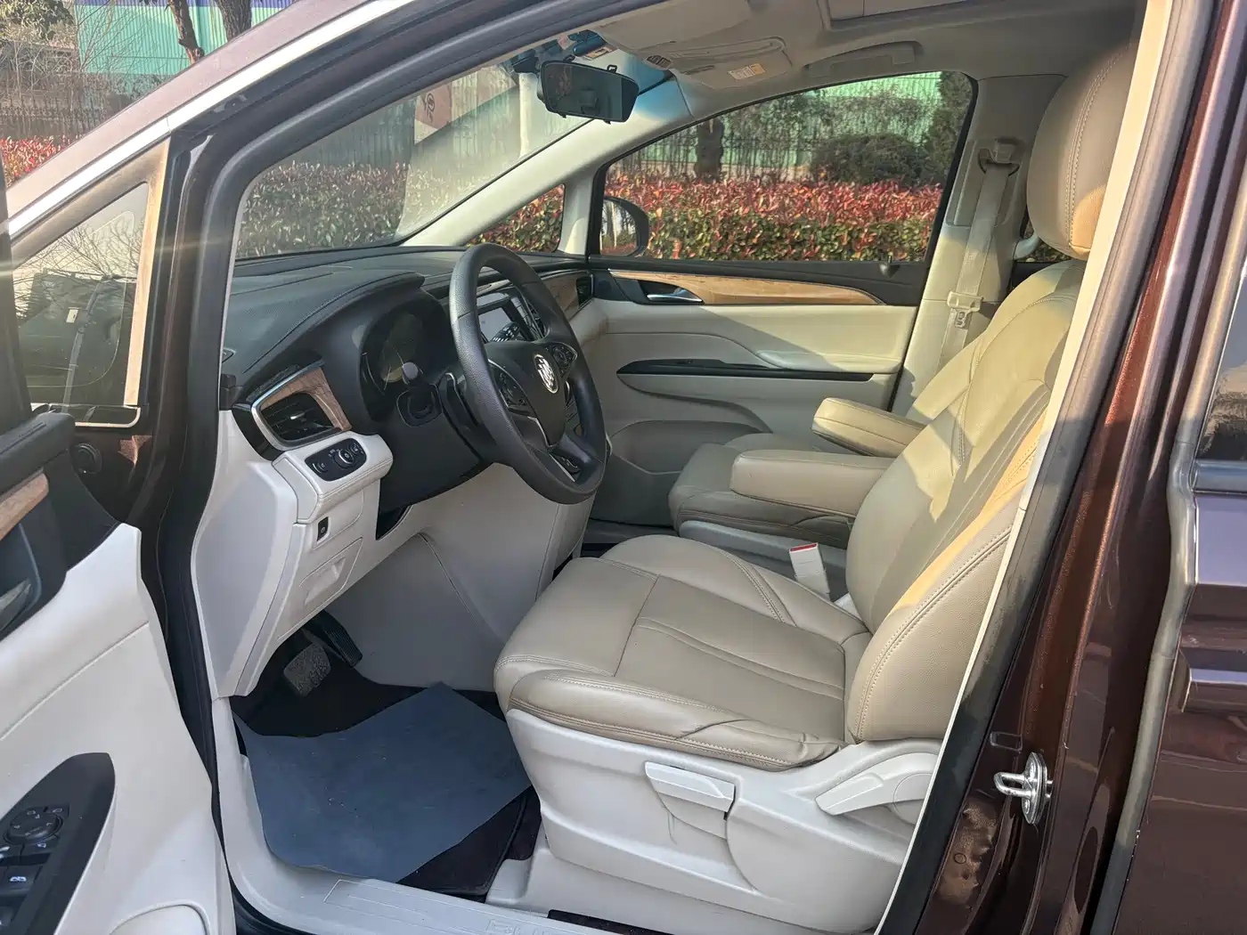 Buick GL8 2017 ES 28T Comfort Type China V фото 6
