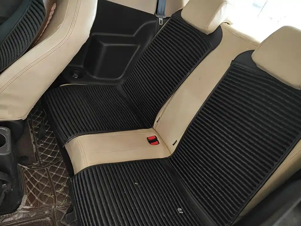 Huachen Xinyi Brilliance Xinyi i03A 2021 2021 318km 31.45kWh