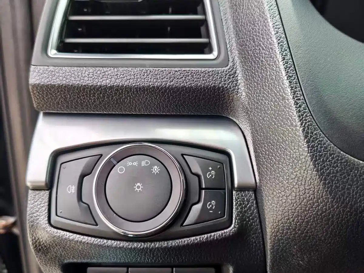 Ford Explorer (Import) 2019 2018 2.3T Elite Edition