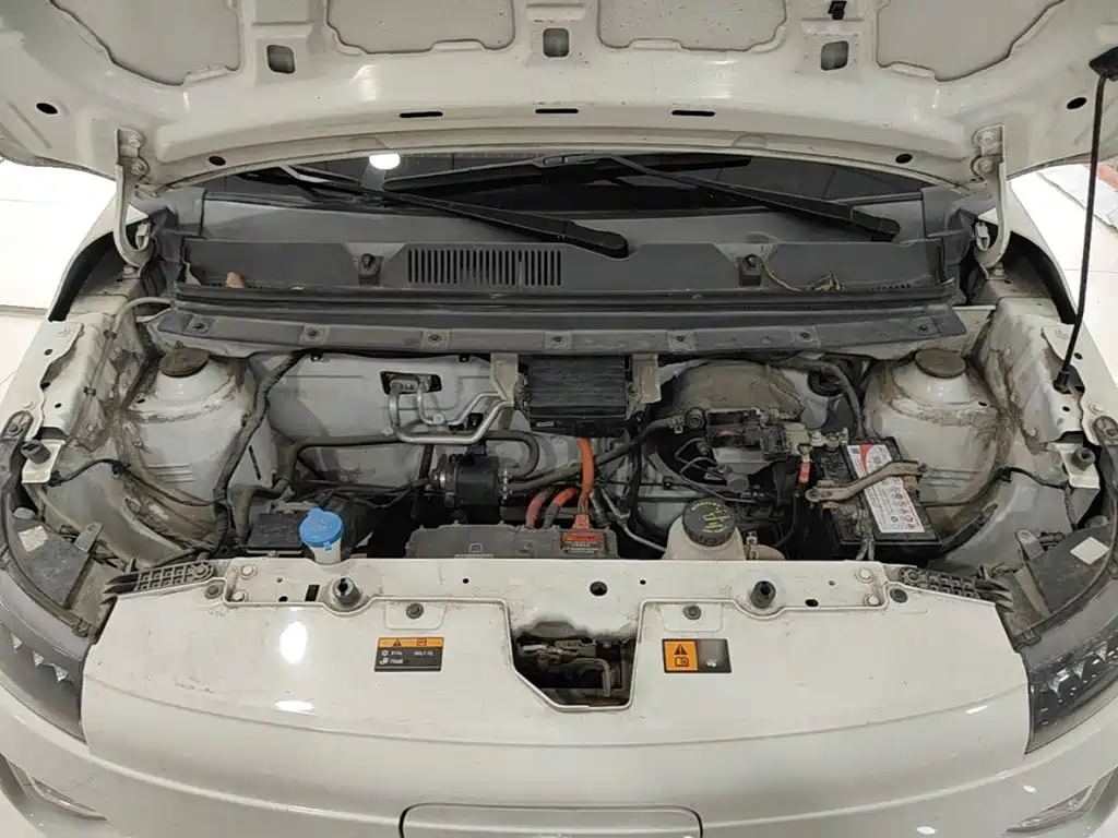 Huachen Xinyi Brilliance Xinyi i03A 2021 2021 318km 31.45kWh