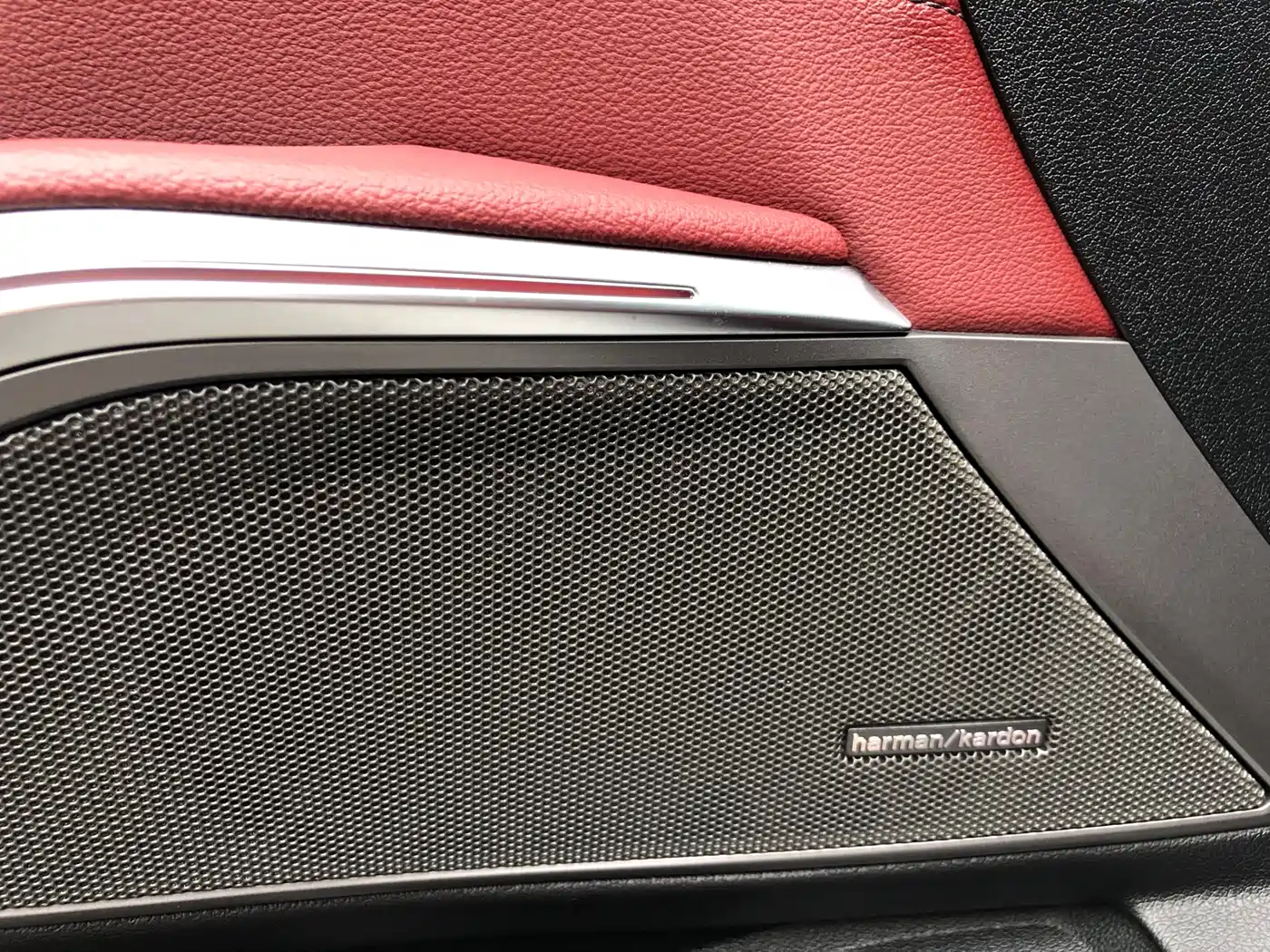 BMW 3 Series 2022 Facelift 325Li M Sport Shadow Edition фото 21