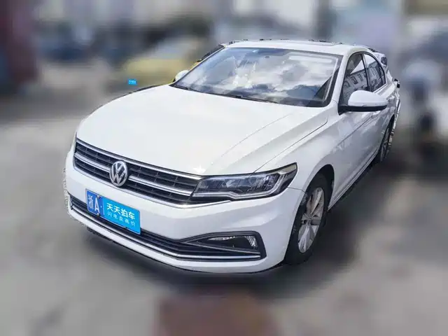 Volkswagen Bora 2019 Facelift 1.5L Automatic Comfort China VI — фото 1