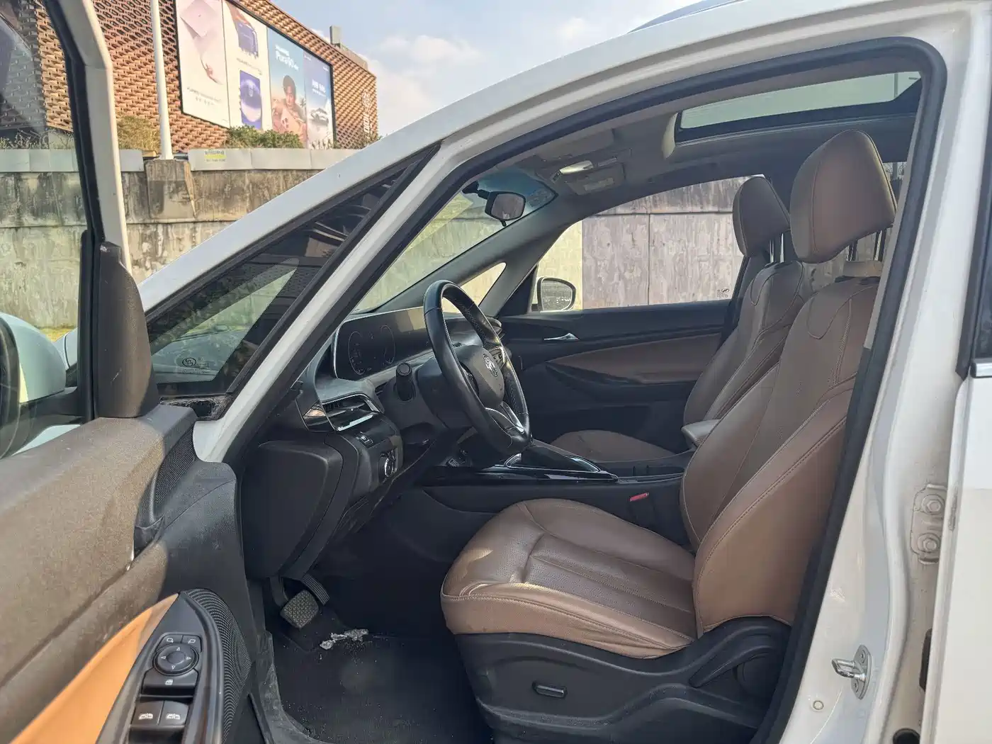 Buick GL6 2022 2021 323T Mild Hybrid Connected Luxury
