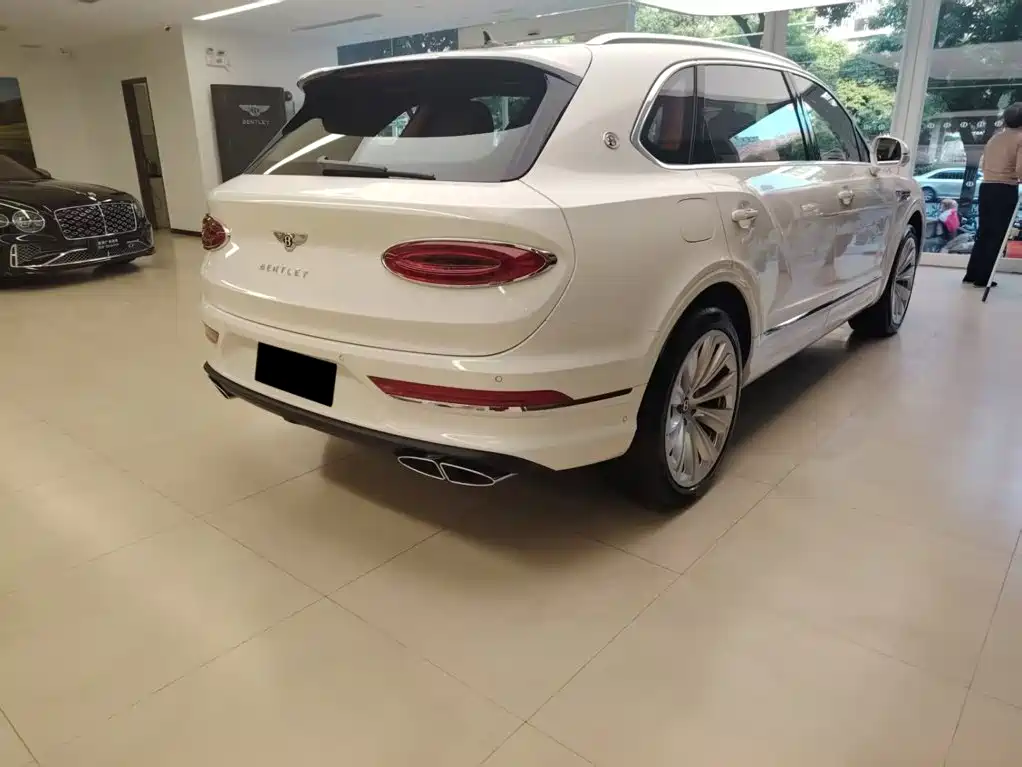 Bentley Bentayga 2026 2026 4.0T V8 Long Wheelbase Azure Edition