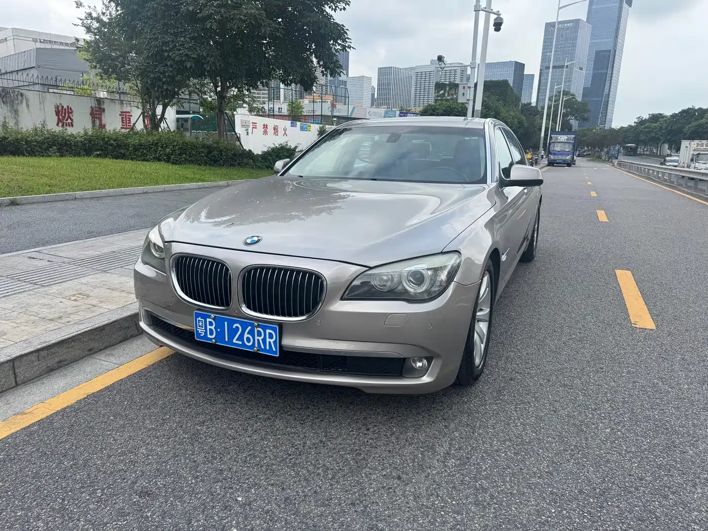 BMW 7 Series 2011 2009 Model 740Li Leading Edition