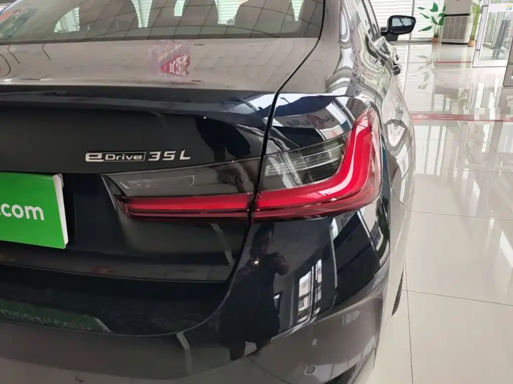 BMW i3 2025 2025 eDrive 35 L