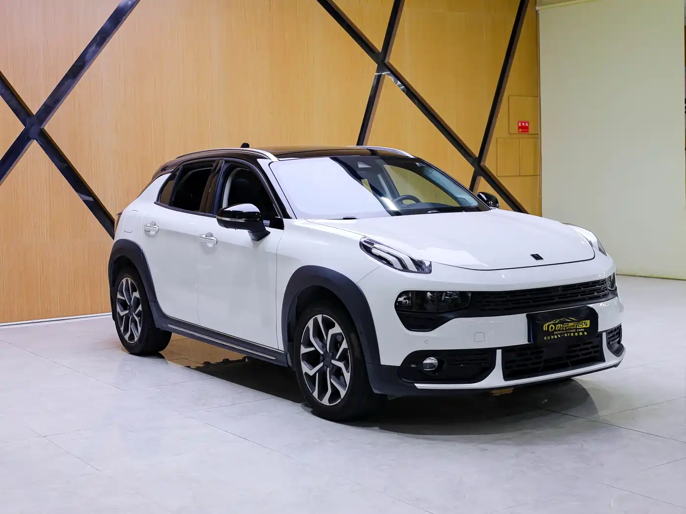 Lynk & Co 02 2018 2.0T Automatic 2WD Jin Pro Version China VI фото 3