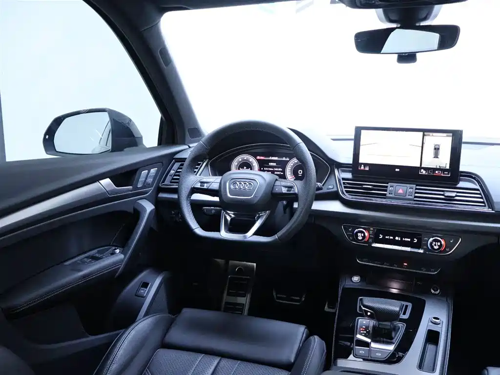 Audi Q5L 2023 45T Luxury Dynamic фото 14