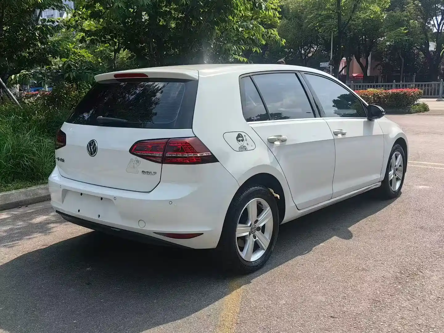 Фото 4 - Volkswagen Golf