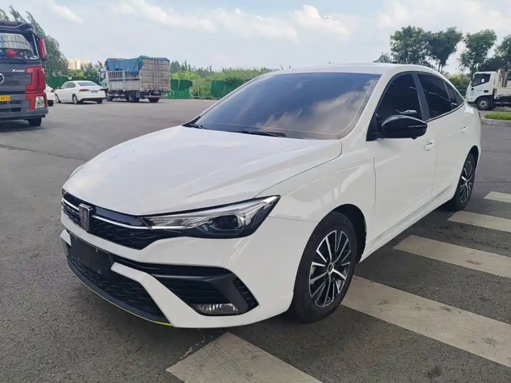 Photo 2 - Roewe i5