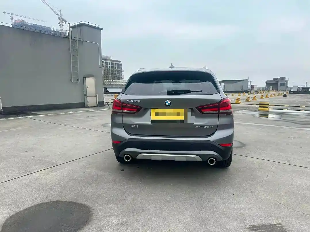 Photo 5 - BMW X1