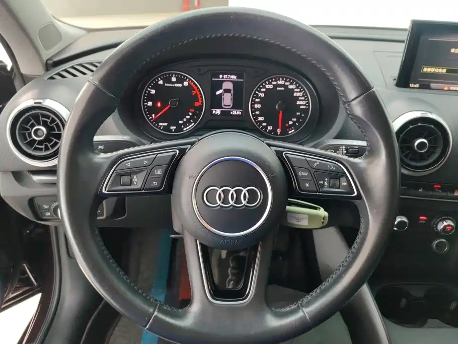 Фото 15 - Audi A3
