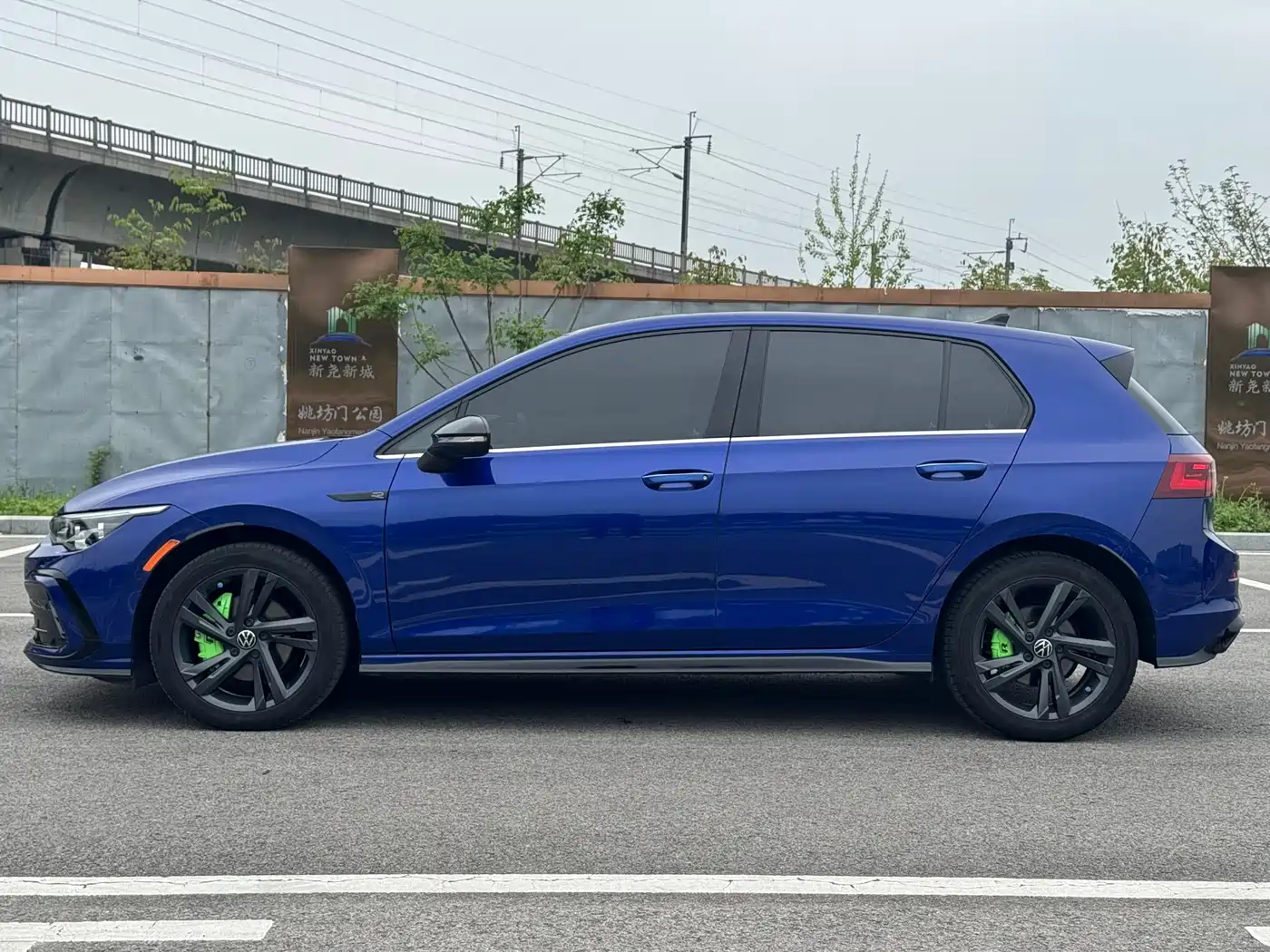 Volkswagen Golf 2023 280TSI DSG R-Line Lite фото 7