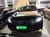 Фото 3 - Volkswagen Touareg