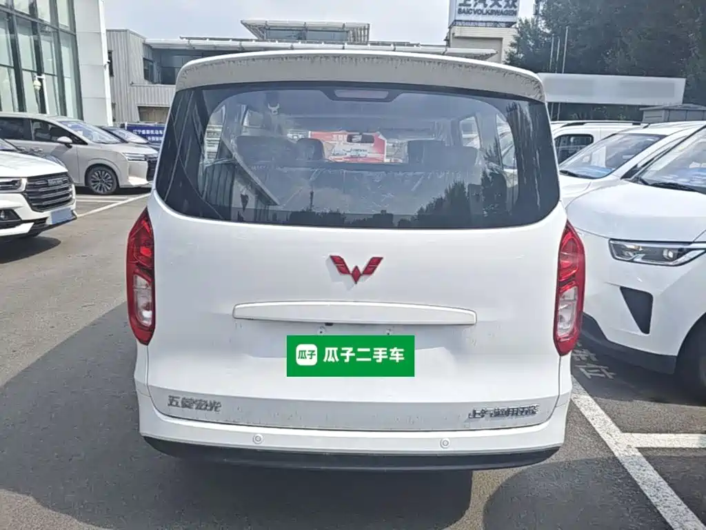 Wuling Motors Wuling Hongguang New Energy 2026 2025 Extended-Range Hybrid 50KM Comfort Version