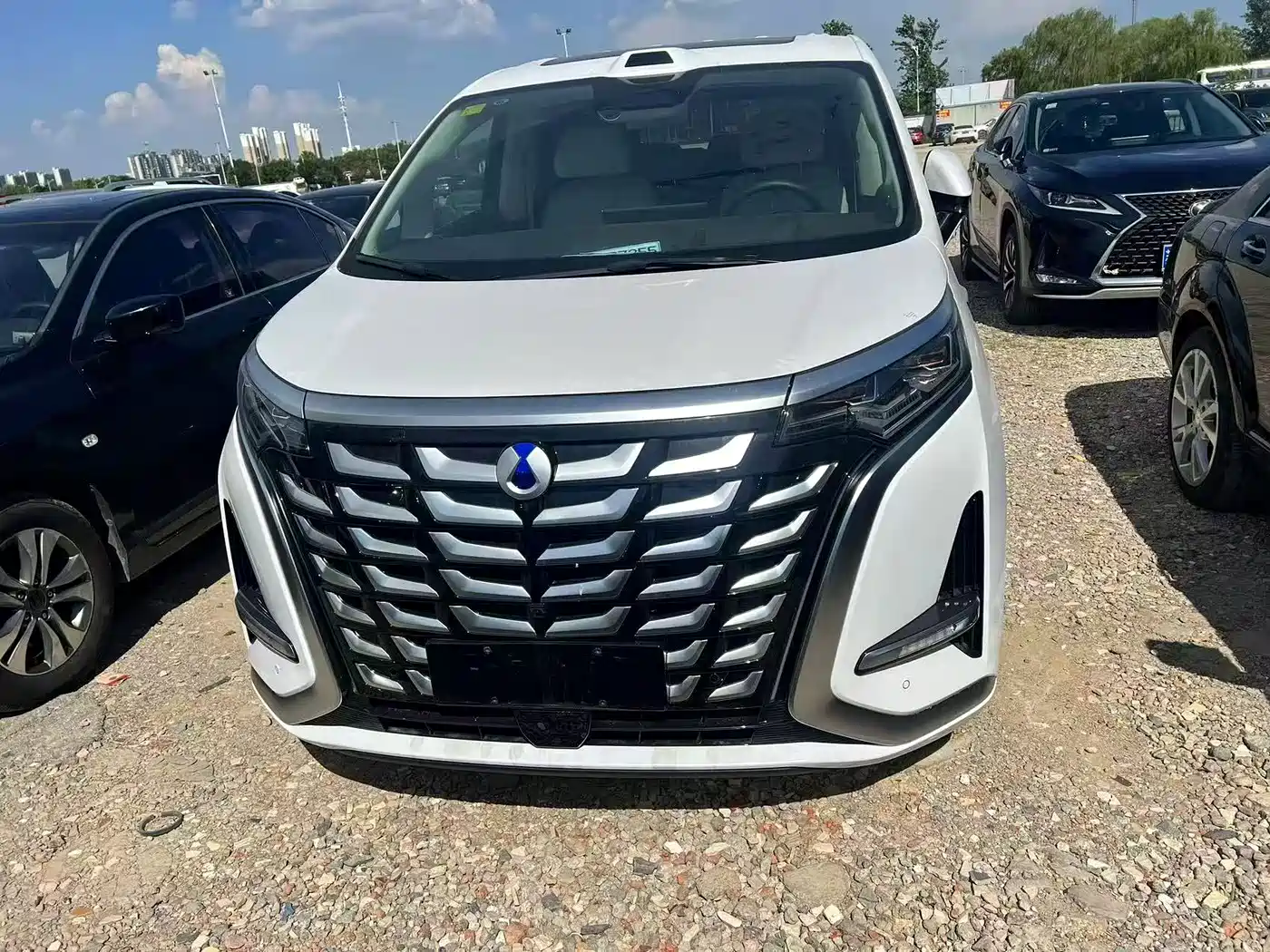 Denza D9 2025 2025 Model DM-i Smart Drive Edition 1020 AWD Flagship