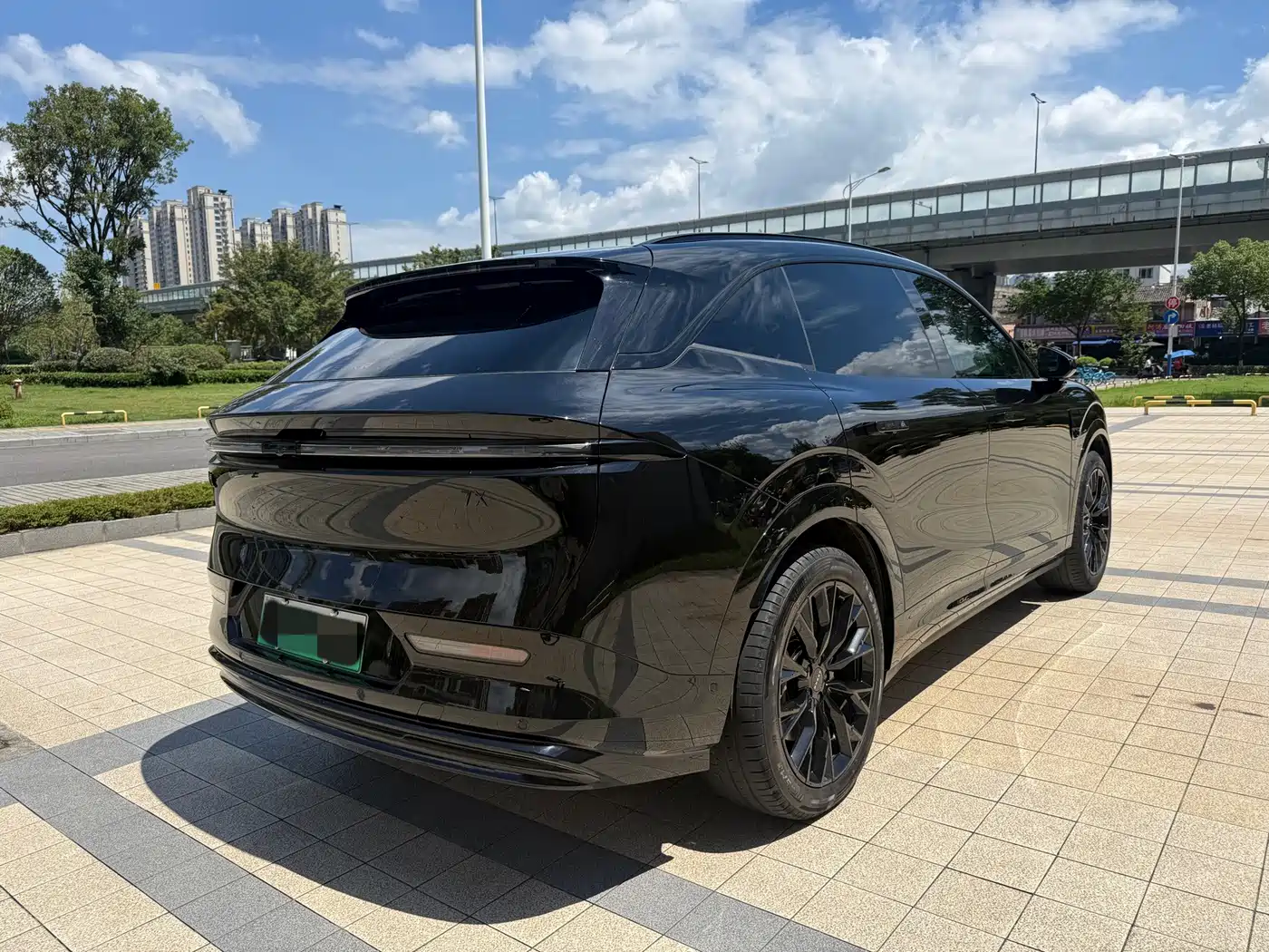 ZEEKR 7X 2025 2025 Model 75kWh RWD Smart Driving Edition