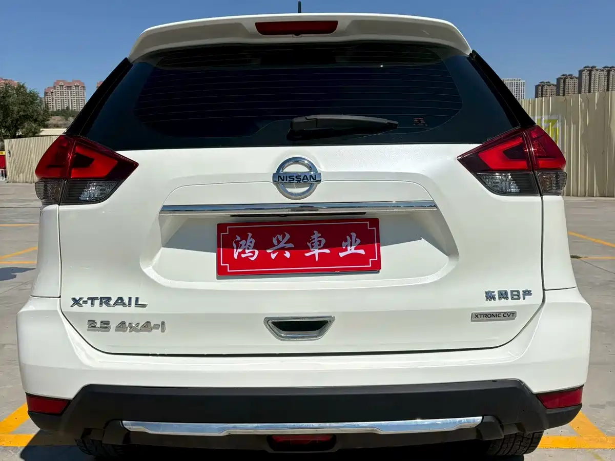 Фото 5 - Nissan X-Trail